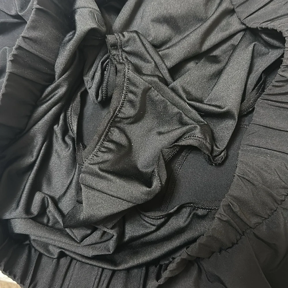 EUC Sweaty Betty XL Black Athletic Shorts - Picture 6 of 6